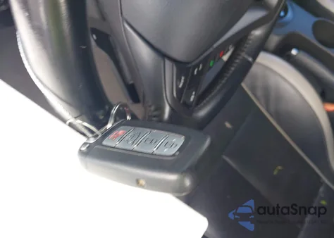 2015 Hyundai Veloster Turbo z USA, uszkodzony, nr VIN KMHTC6AE7FU233484